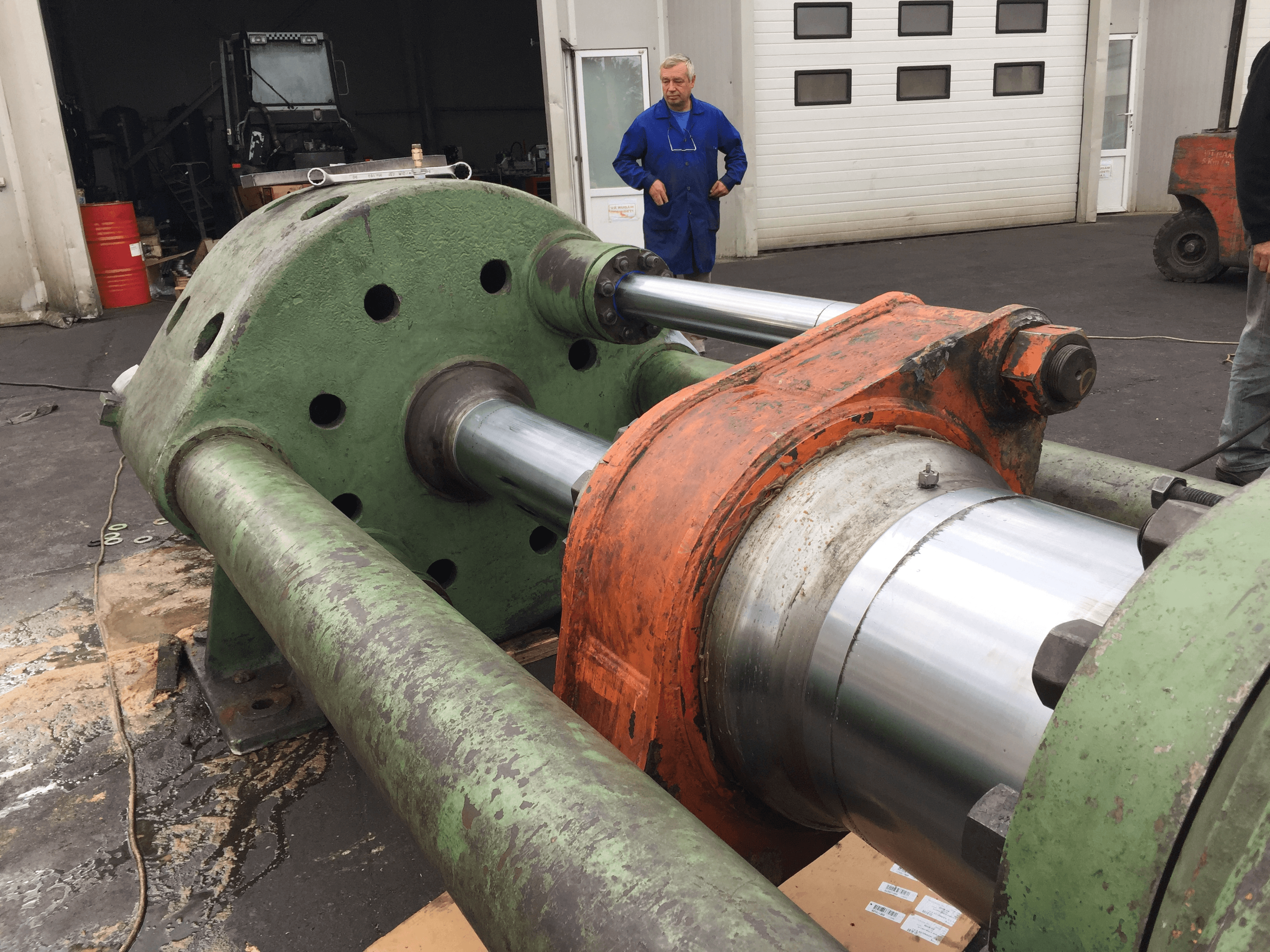 Hydraulic and Pneumatic Cylinders